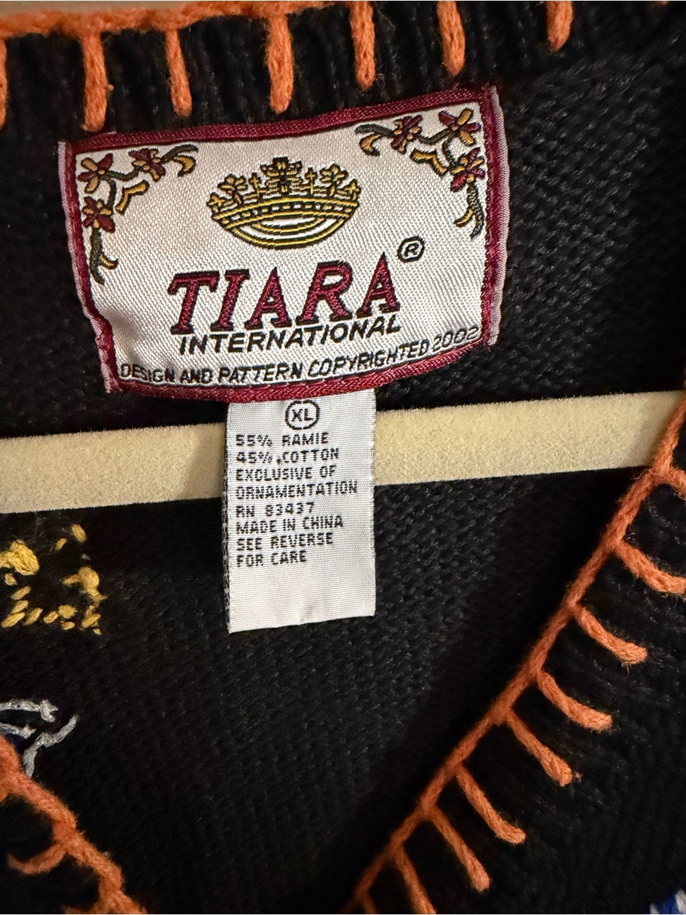 Vintage Tiara Sweater Vest Halloween Embroidered & Stitched Ghosts Candy Corn XL - Picture 4 of 4